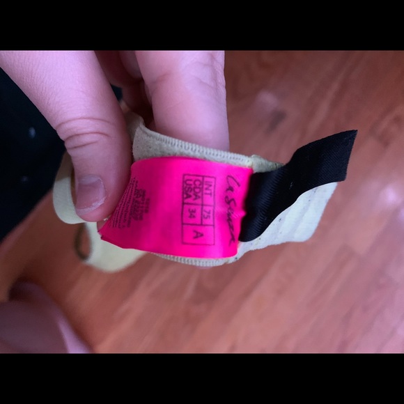 Bra - Picture 2 of 2